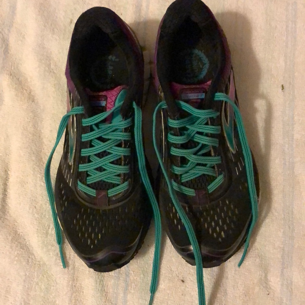 Brooks Ghost
